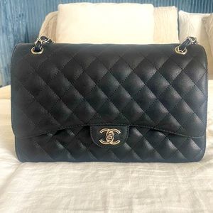 Chanel Jumbo Classic Caviar Double Flap